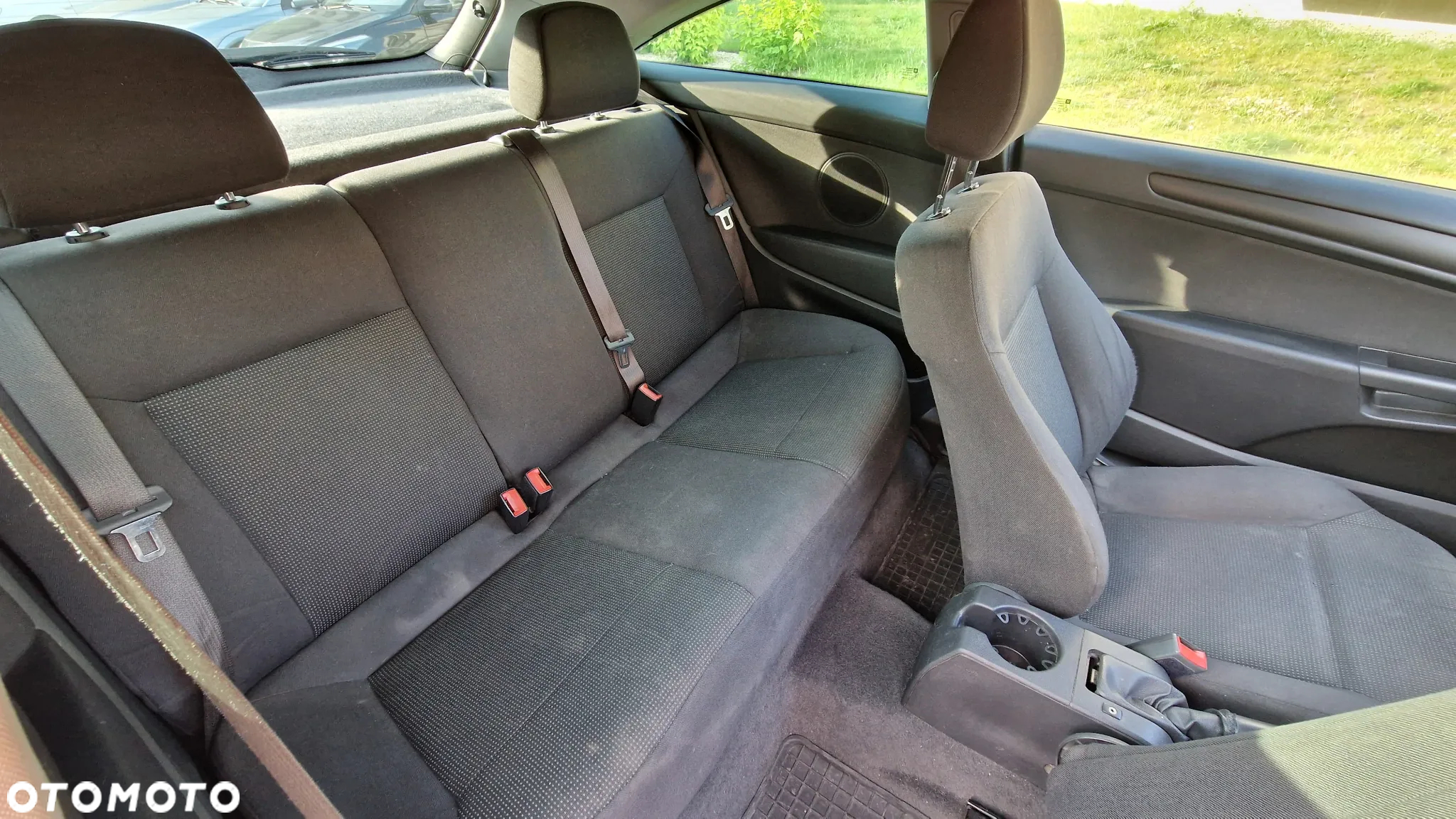Opel Astra GTC 1.6 - 17