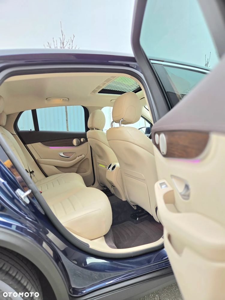 Mercedes-Benz GLC 220 d 4-Matic - 29