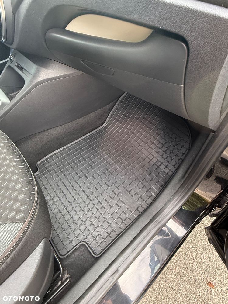 Renault Captur - 27