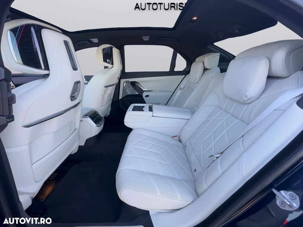 BMW Seria 7 750e xDrive - 15