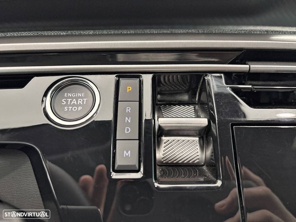 Peugeot 3008 1.2 Hybrid Allure e-DCS6 - 20