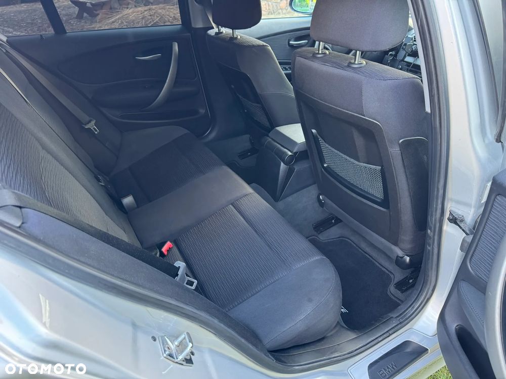 BMW Seria 1 116i - 10