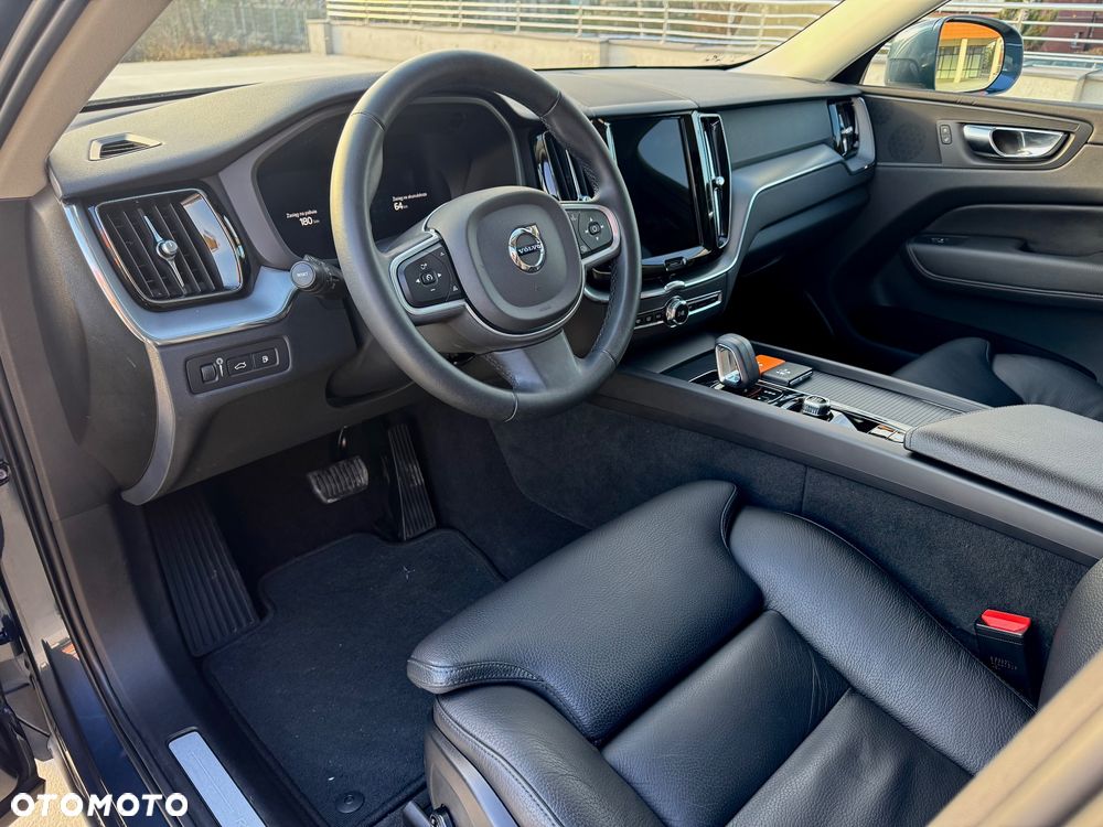 Volvo XC 60 T6 Plug-In Hybrid AWD Inscription - 13