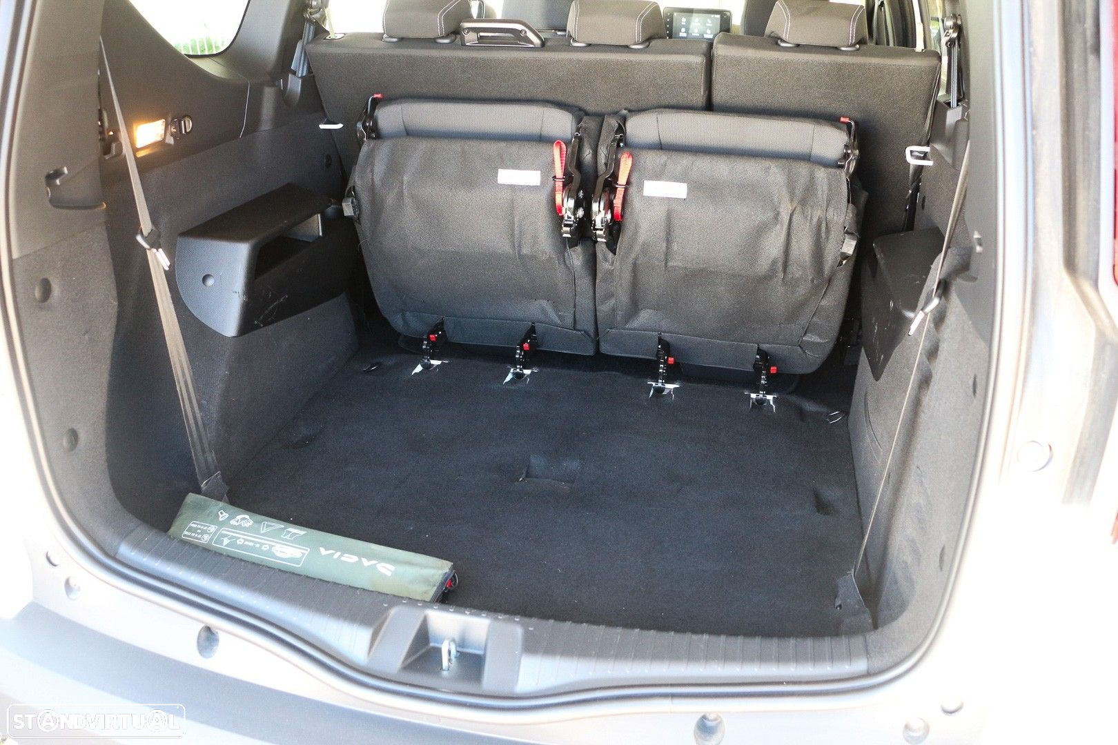 Dacia Jogger 1.0 ECO-G Comfort 7L Bi-Fuel - 19