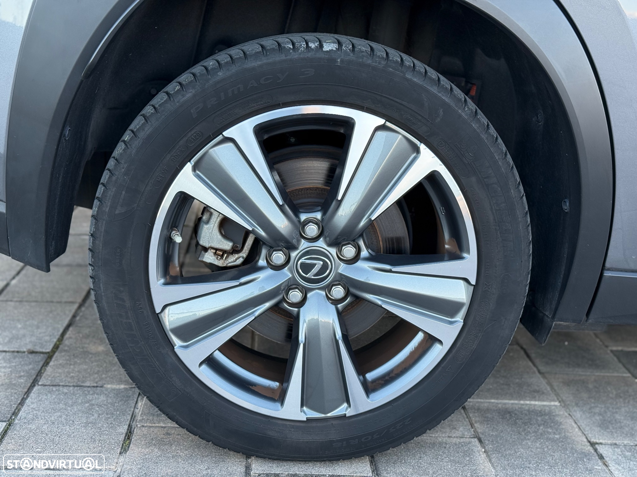 Lexus UX 300e Premium - 10