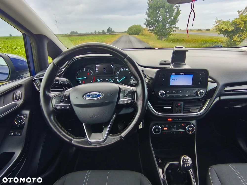 Ford Fiesta 1.1 S&S TREND - 12
