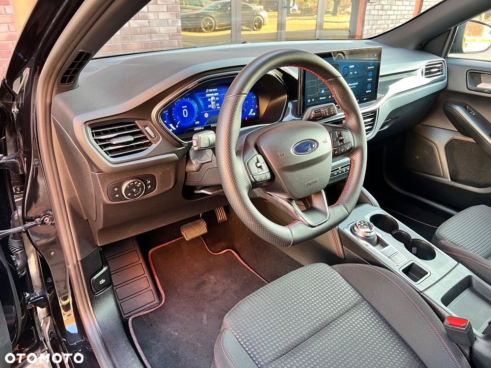 Ford Focus Kombi 21 - 14