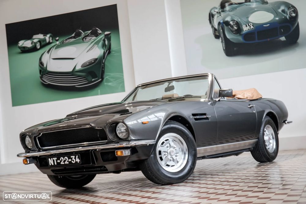 Aston Martin Volante - 7