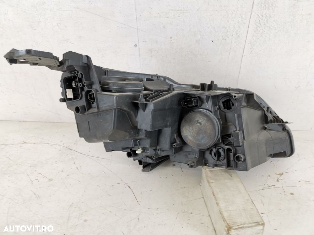 Far Stanga Peugeot  3008 2 2016 2017 2018 2019 2020 Original - 5