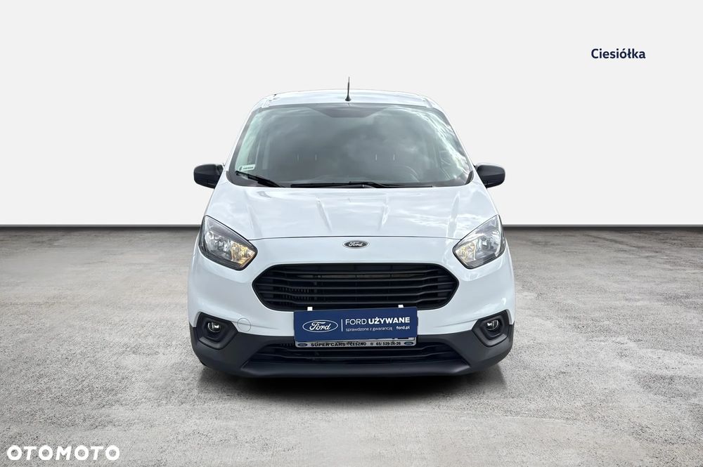 Ford Transit Courier - 22