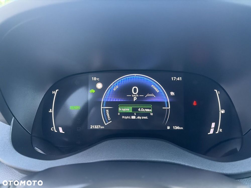 Toyota Yaris Hybrid 1.5 Style - 23