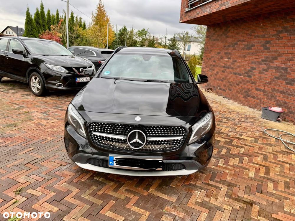 Mercedes-Benz GLA 180 d 7G-DCT - 1