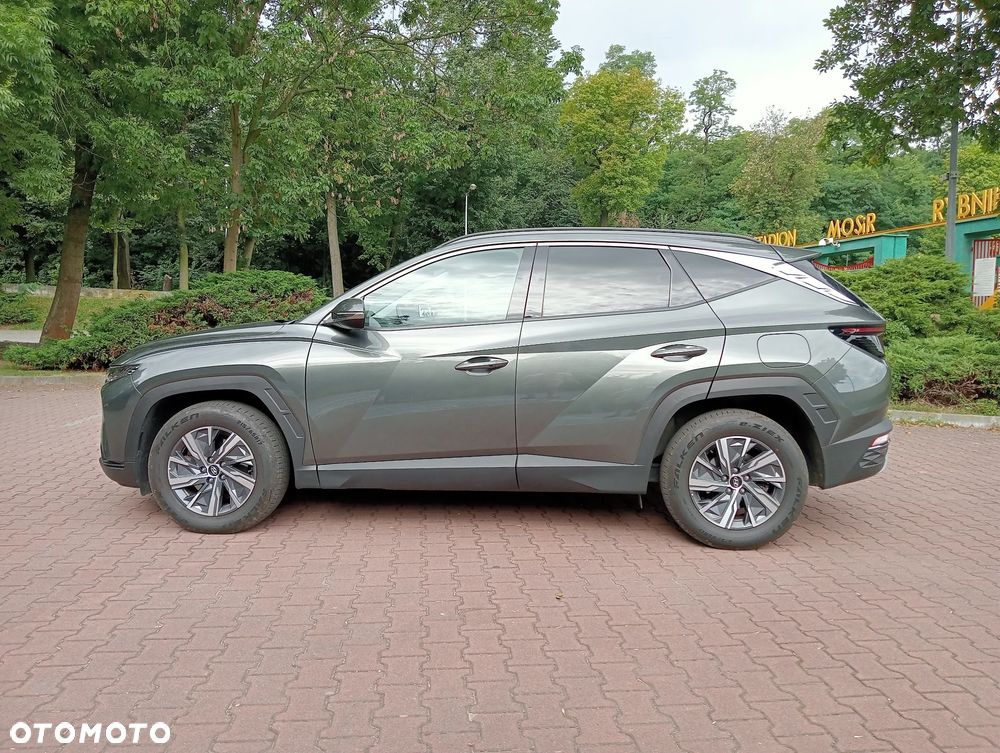 Hyundai Tucson 1.6 T-GDi HEV Executive 4WD - 2