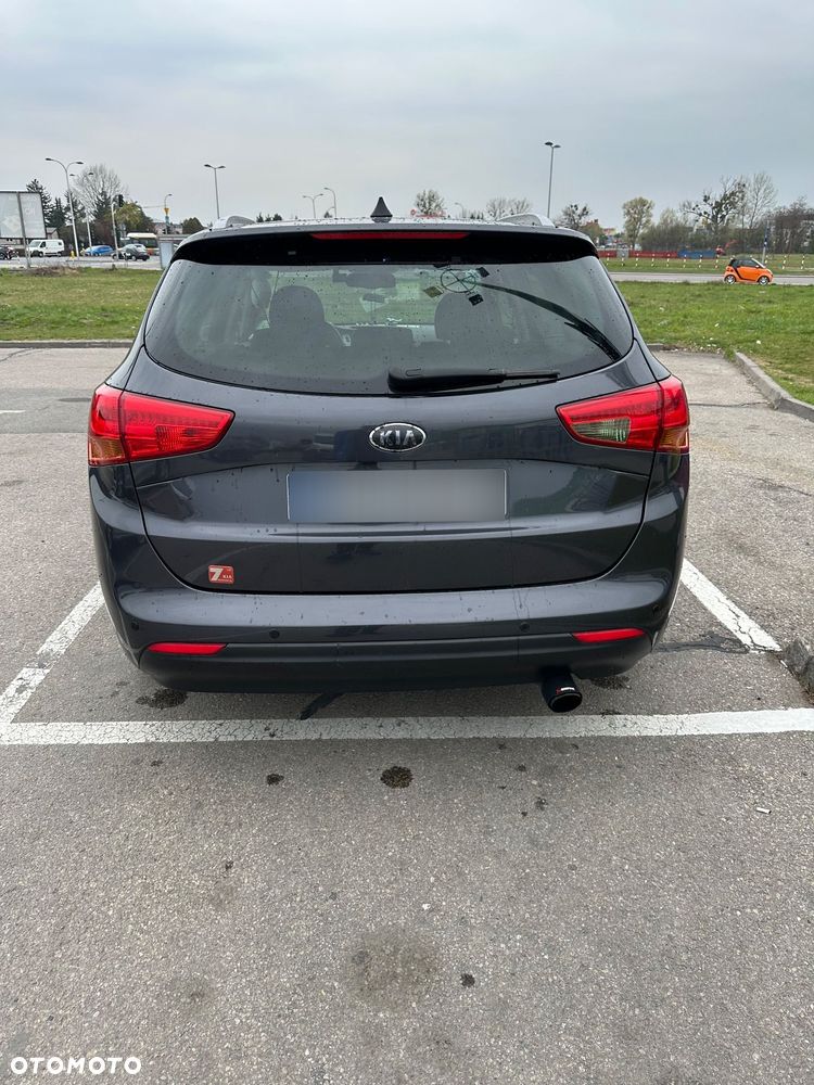 Kia Ceed 1.6 GDI L DCT - 15