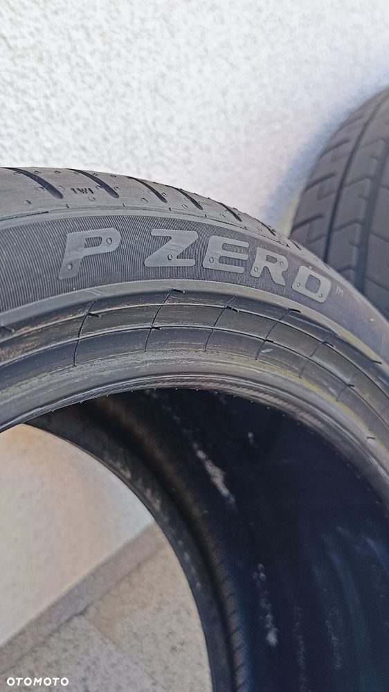2x Opona letnia Pirelli P Zero (PZ4) 255/35R19 96Y XL FR MO/ DOT 0226 - 4