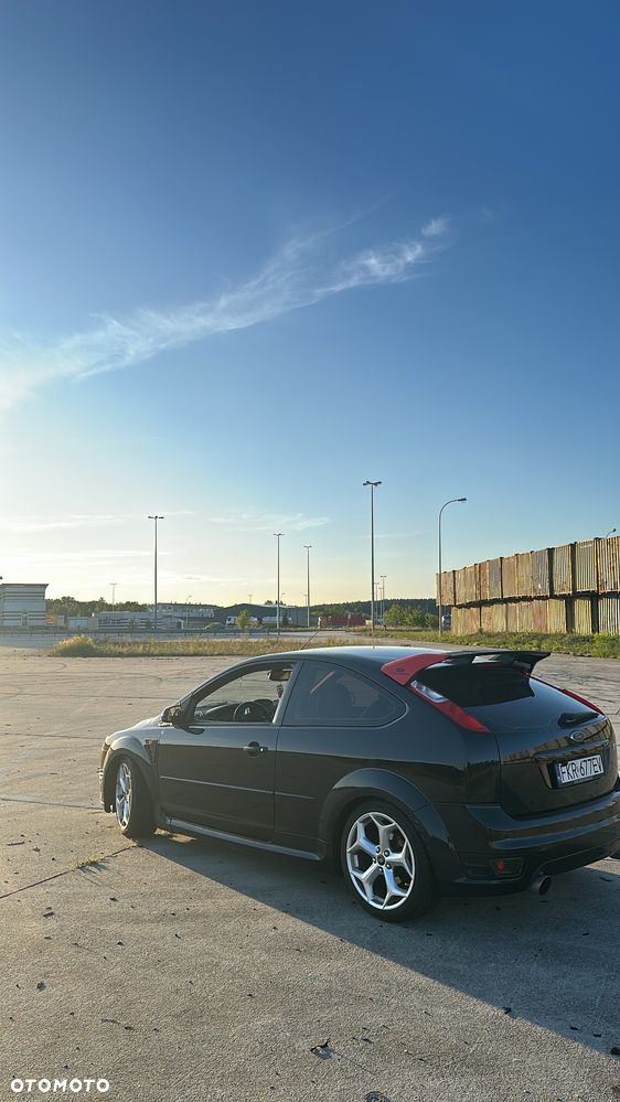 Ford Focus ST - 16