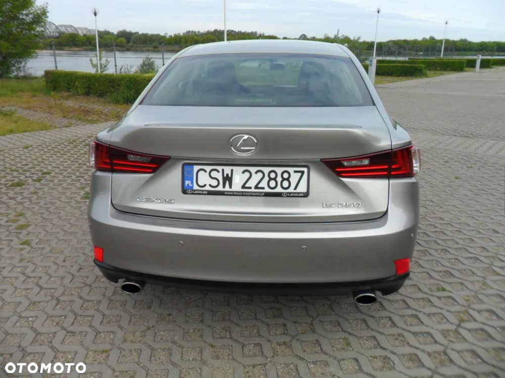 Lexus IS 250 Comfort - 6