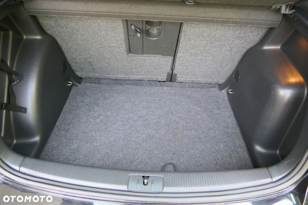 Volkswagen Golf Plus 1.6 TDI DPF Style - 38