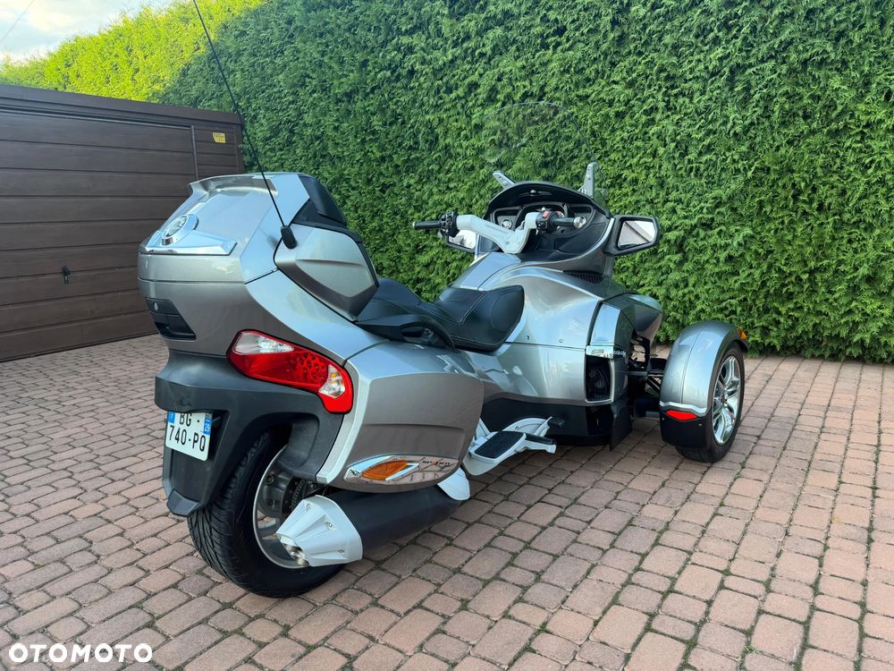 Can-Am Spyder - 5