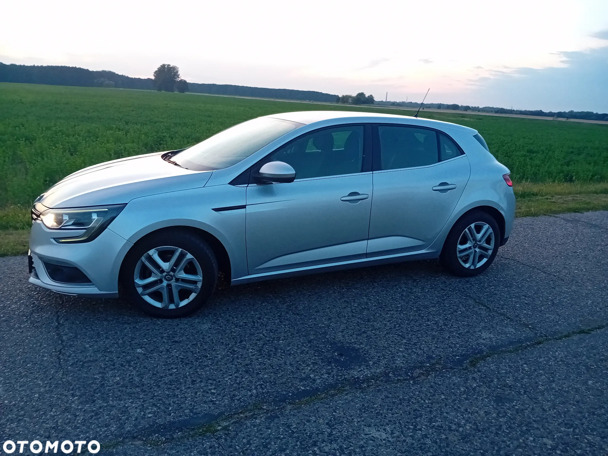 Renault Megane 1.5 dCi Bose - 8
