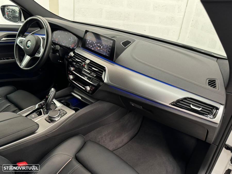 BMW 630 Gran Turismo d Pack M - 45