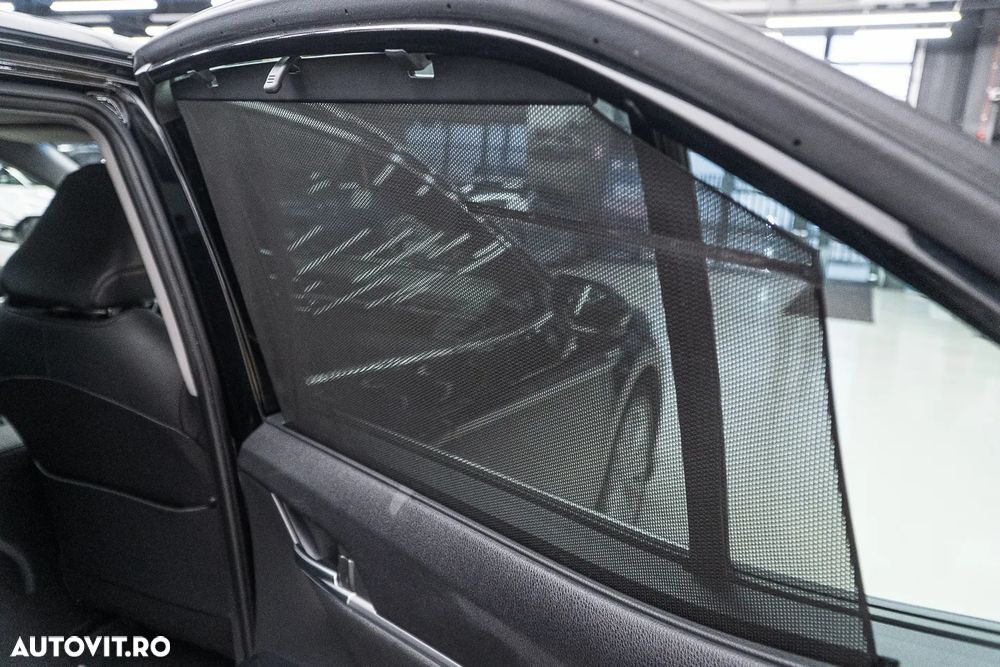 Toyota Camry 2.5 Hybrid Exclusive - 37