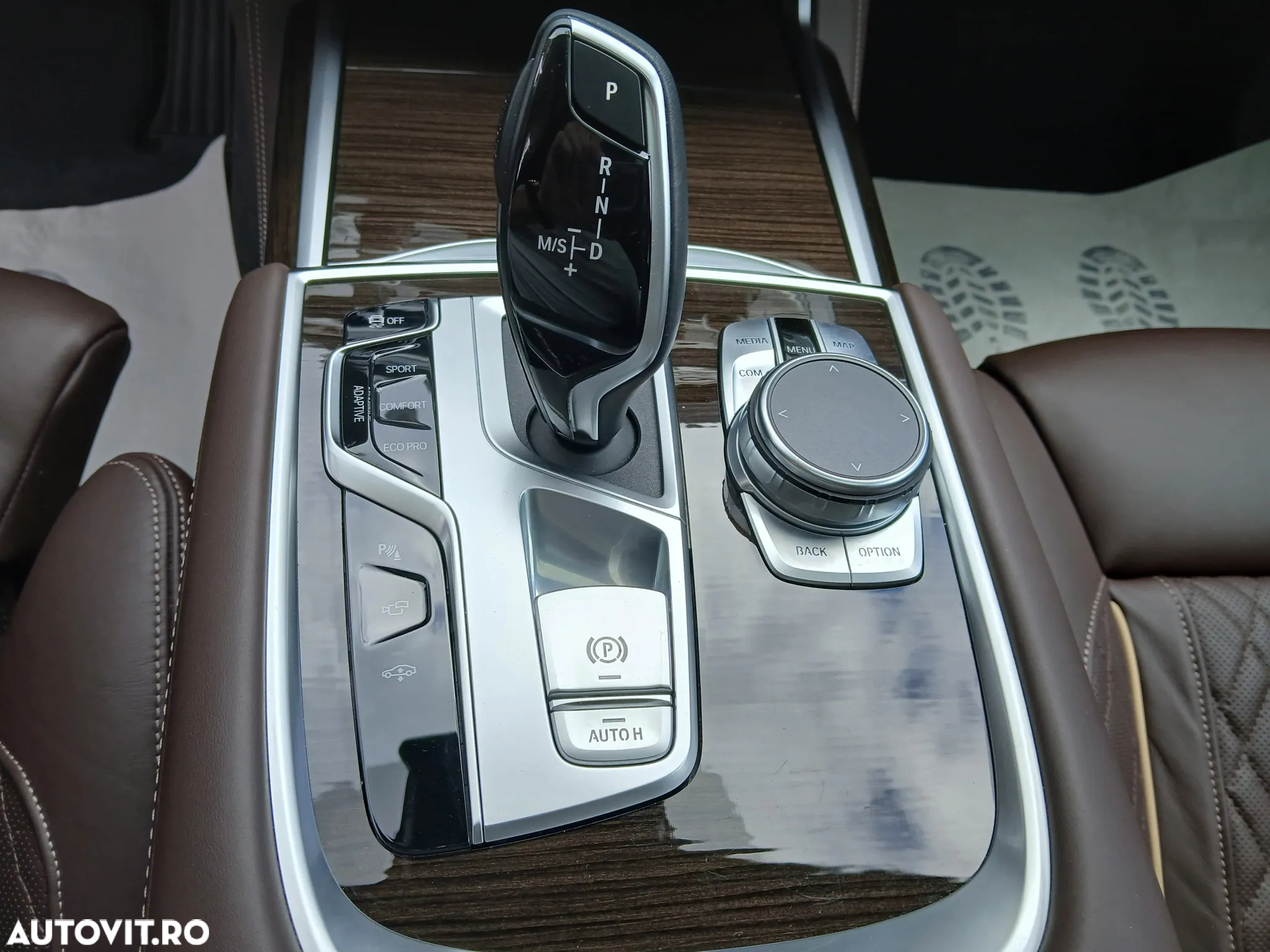 BMW Seria 7 740Li xDrive - 19