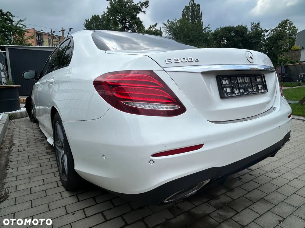 Mercedes-Benz Klasa E - 2