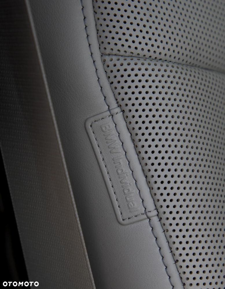 BMW Seria 7 - 12
