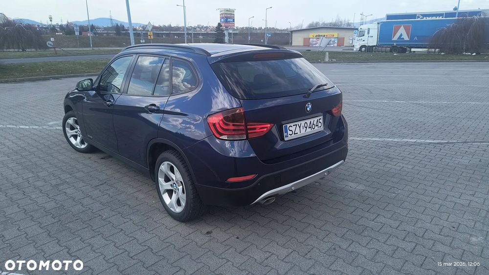 BMW X1 xDrive18d - 13