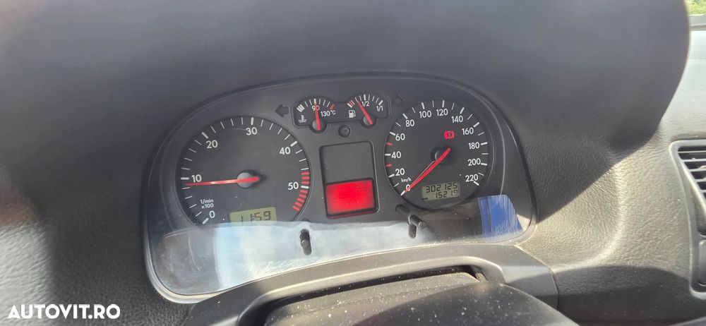 Volkswagen Golf 1.9 TDI - 15