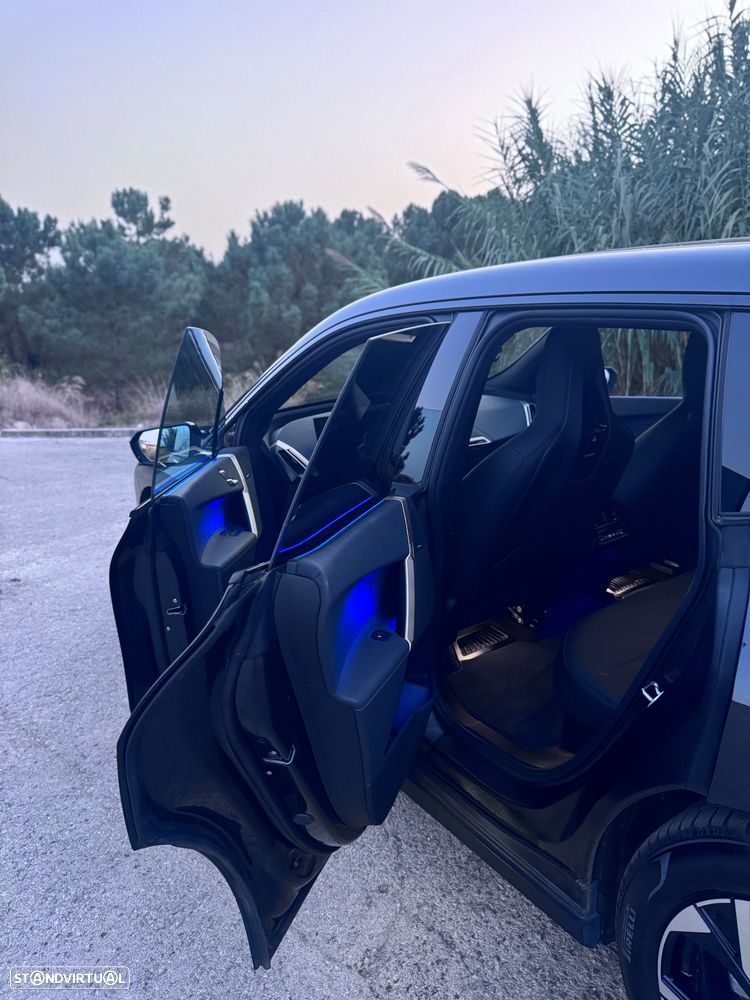 BMW iX xDrive40 — fotografia 15