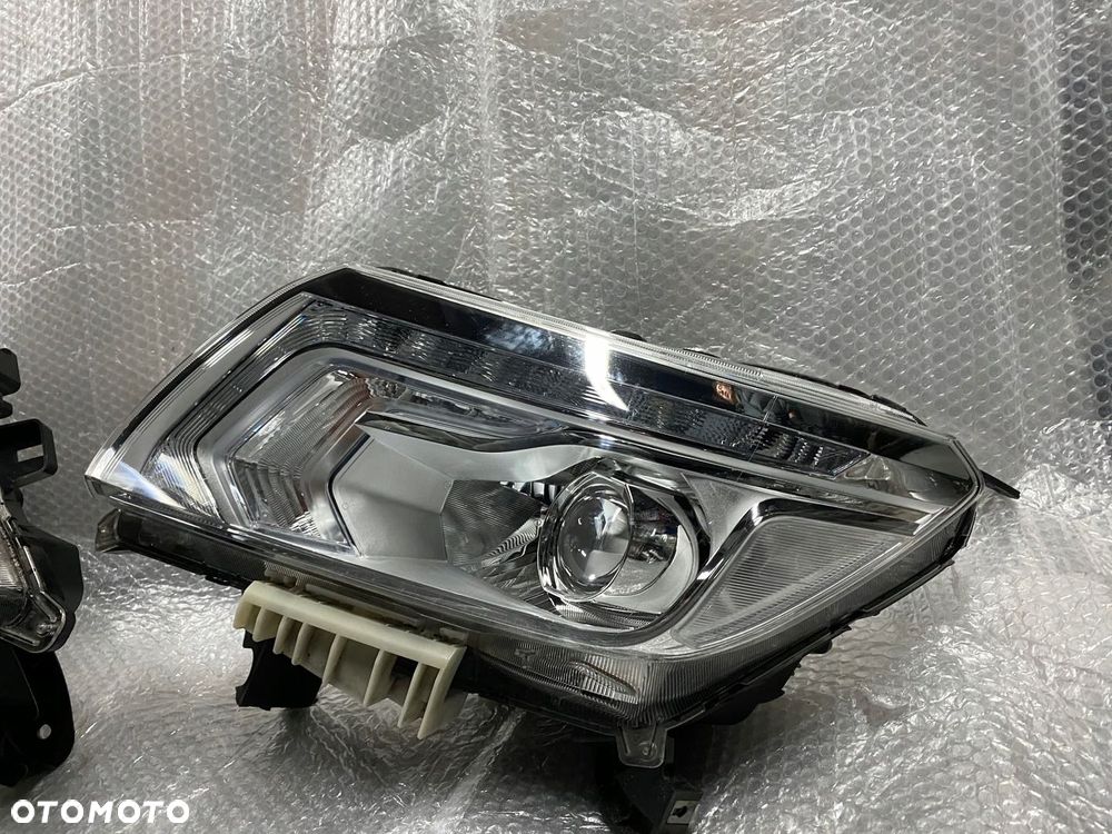 LAMPY PRZÓD NISSAN NAVARA D23 FULL LED XENON NP300 - 3