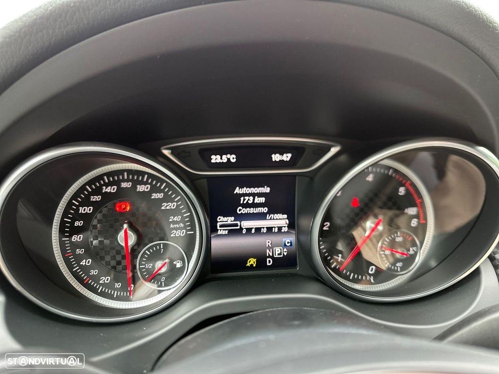 Mercedes-Benz A 180 d Urban Aut. - 18