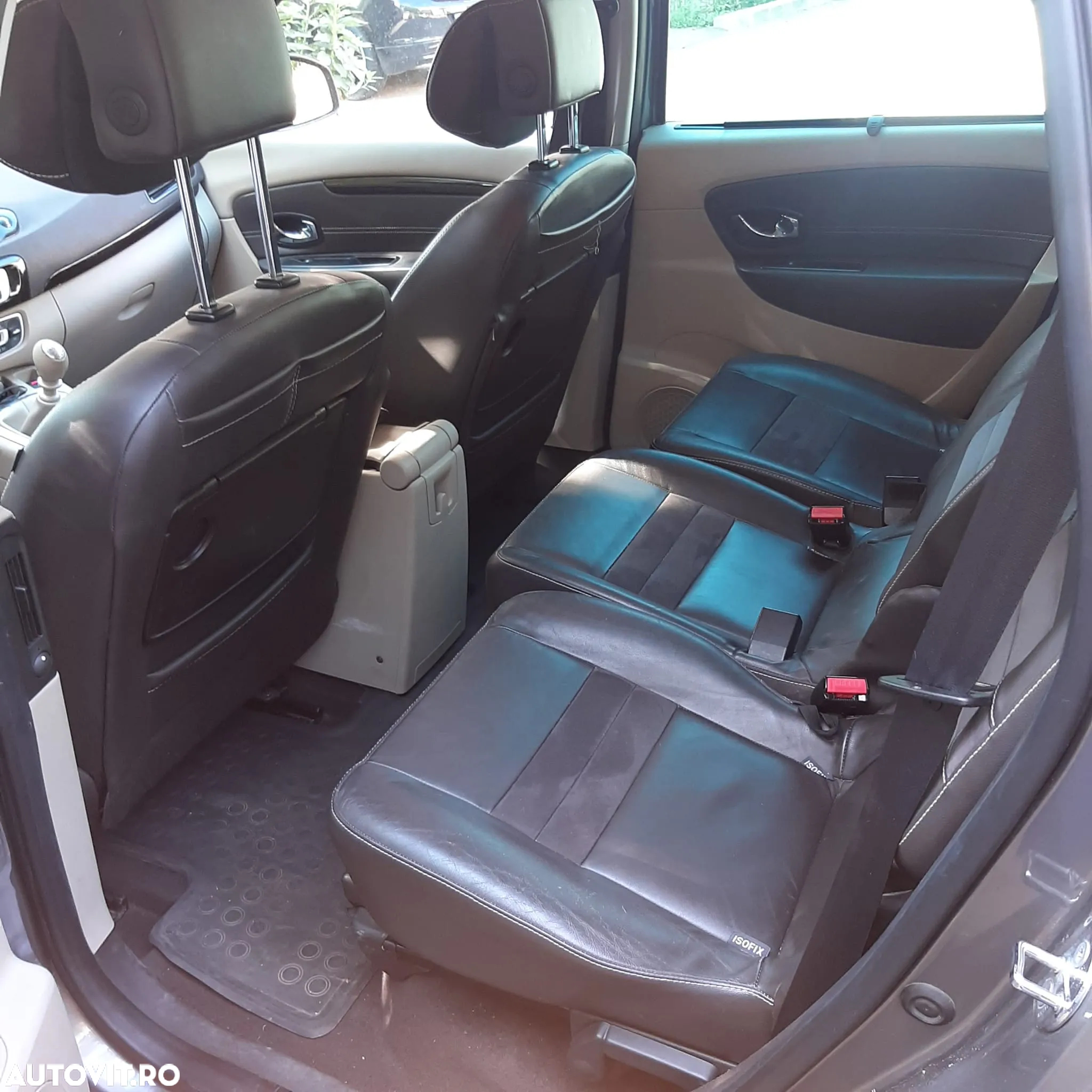 Renault Grand Scenic 1.6 dCi Stop&Start Energy Privilege - 15