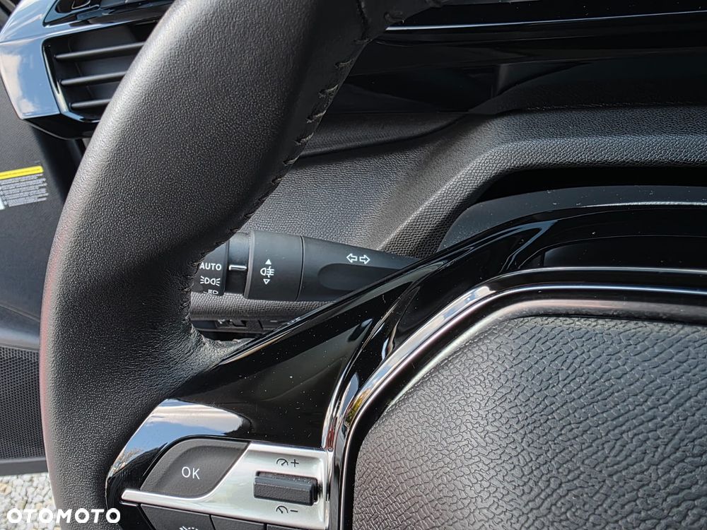 Peugeot 308 - 13
