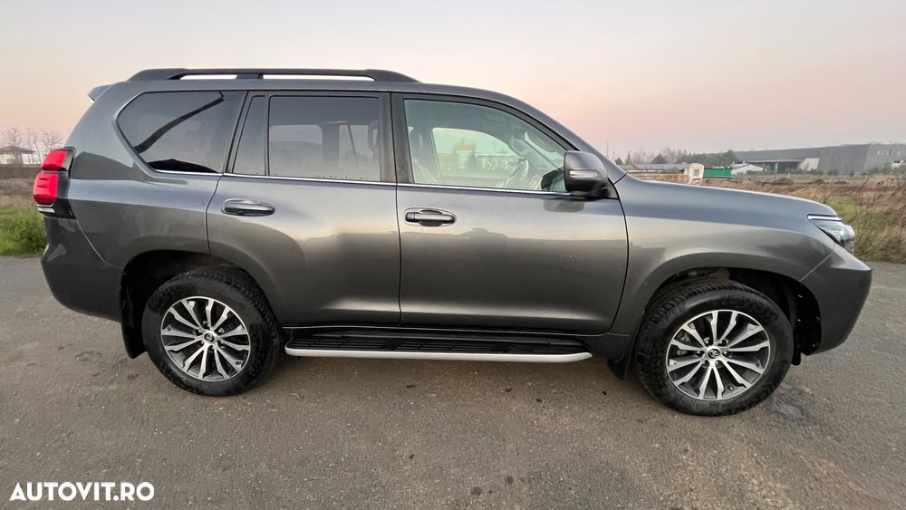 Toyota Land Cruiser 2.8l Turbo D-4D AVS Aut. Luxury - 6