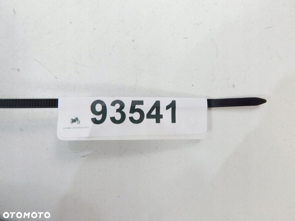 YAMAHA R1 RN09 PRZEŁĄCZNIK PRAWY - 6