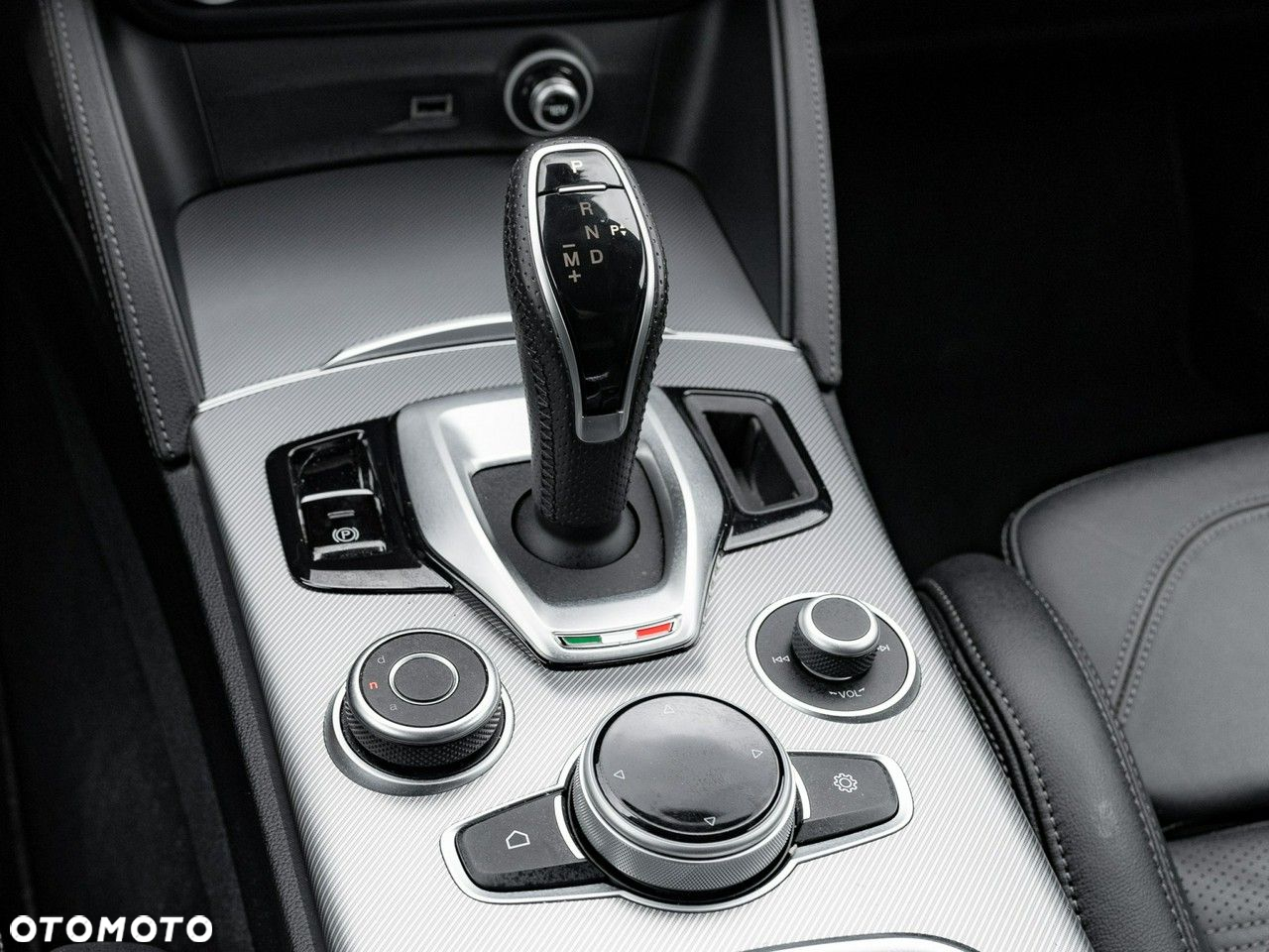 Alfa Romeo Stelvio 2.0 Turbo Veloce Q4 - 31