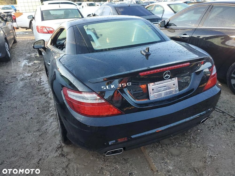 Mercedes-Benz SLK 350 (BlueEFFICIENCY) 7G-TRONIC - 21