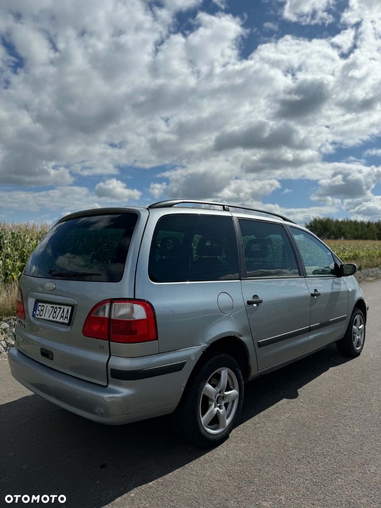 Ford Galaxy - 5