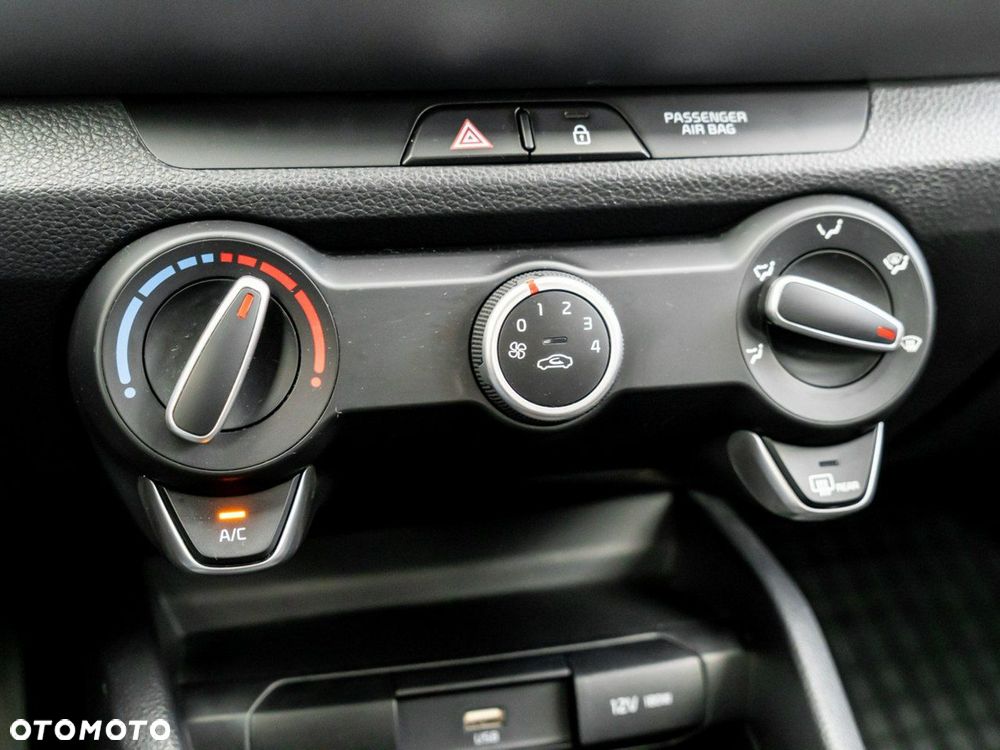 Kia Stonic 1.0 T-GDI M DCT - 14