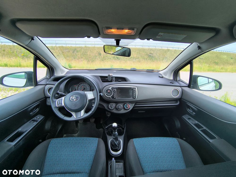 Toyota Yaris 1.33 Active - 4