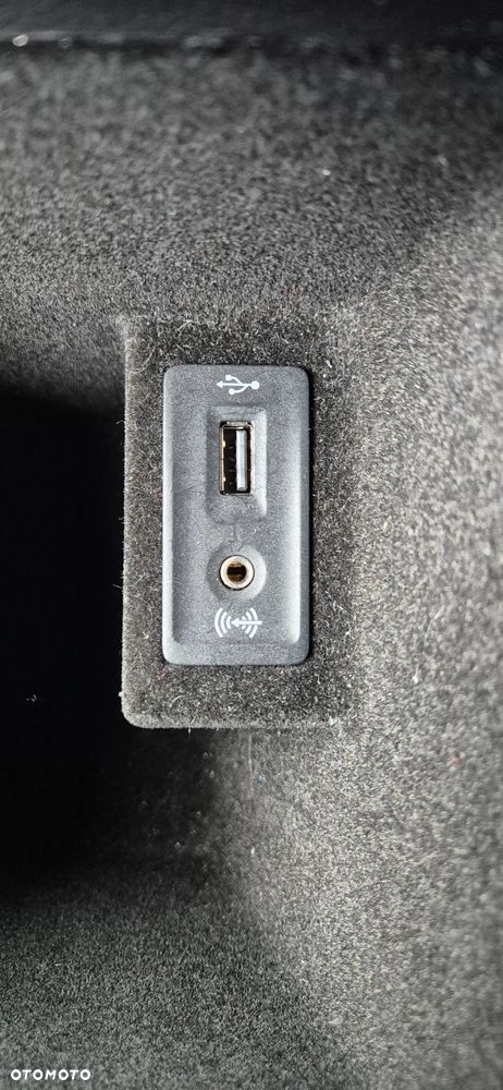 Volkswagen Passat 2.0 TDI SCR (BlueMotion Technology) DSG Comfortline - 29