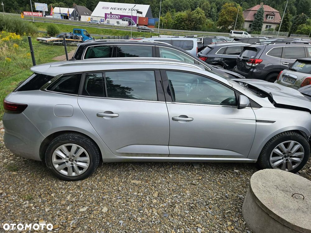 Renault Megane 1.5 Blue dCi Zen - 2