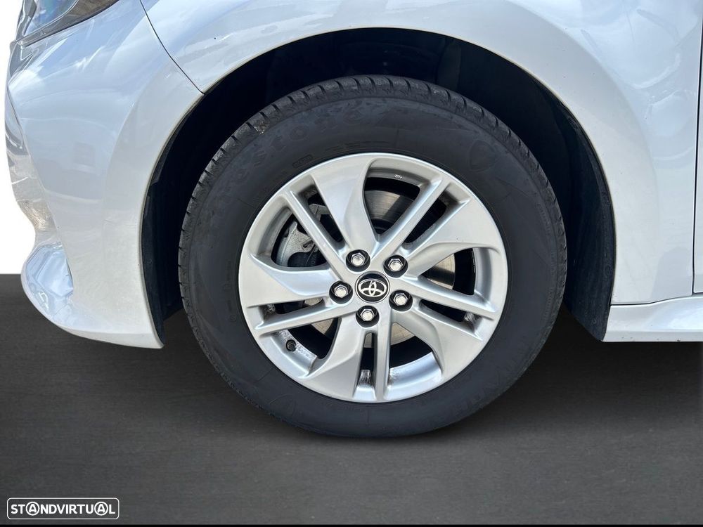 Toyota Yaris - 10