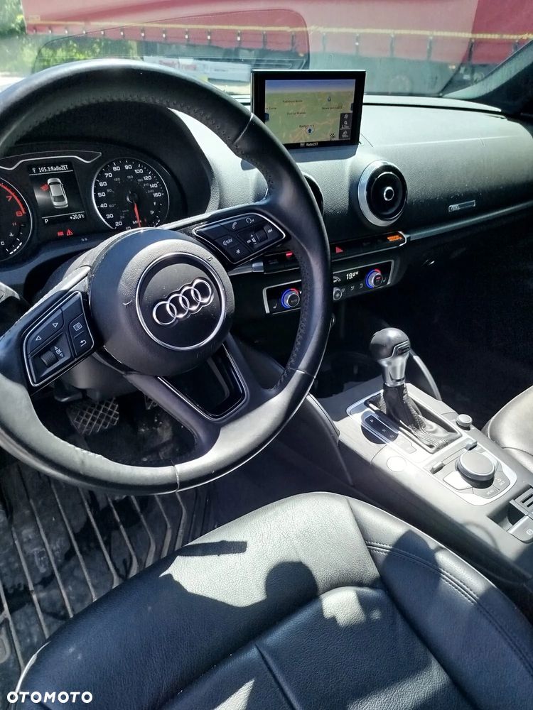Audi A3 Limousine 40 TFSI quattro S tronic advanced - 11