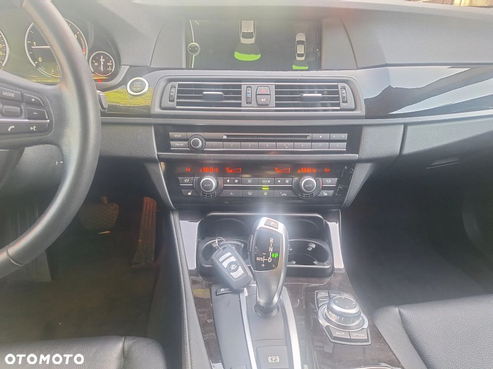BMW Seria 5 520d Sport-Aut BluePerformance - 24