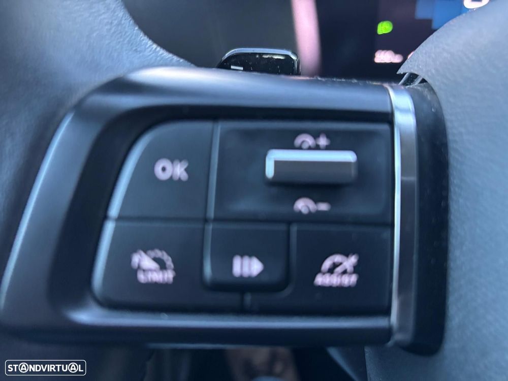 Citroën C4 1.2 PureTech Shine Pack EAT8 - 26