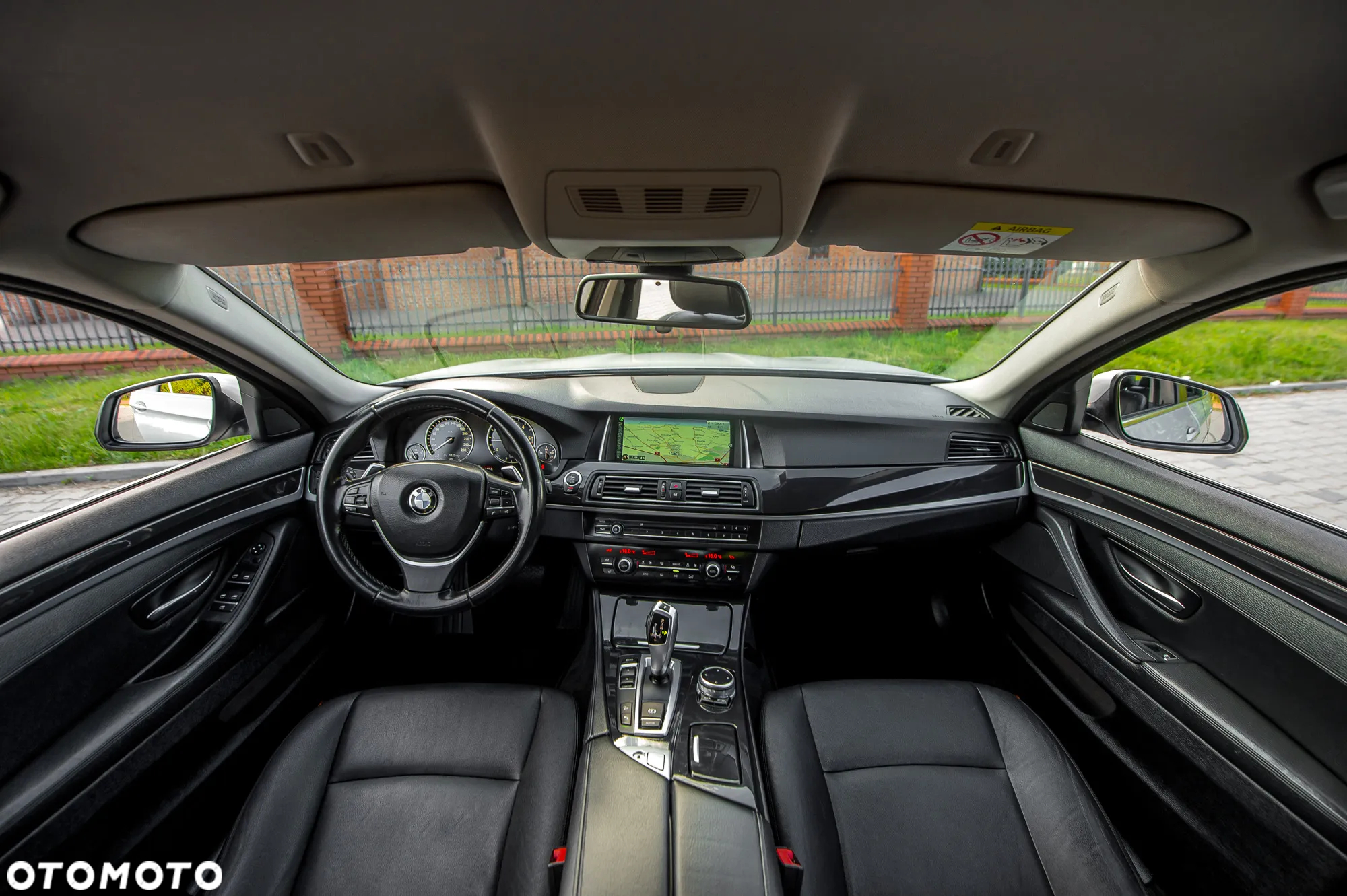 BMW Seria 5 520d xDrive - 5